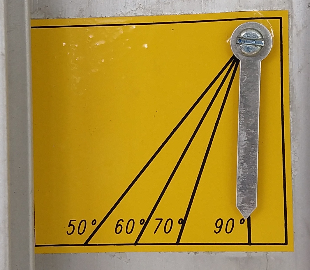 Utilizado para facilitar a identificação da inclinação dos trilhos do elevador inclinado GEDA LIFT 250 Comfort